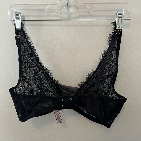 Victoria’s Secret Dream Angels Unlined Plunge Black Lace Bra - Picture 5 of 6